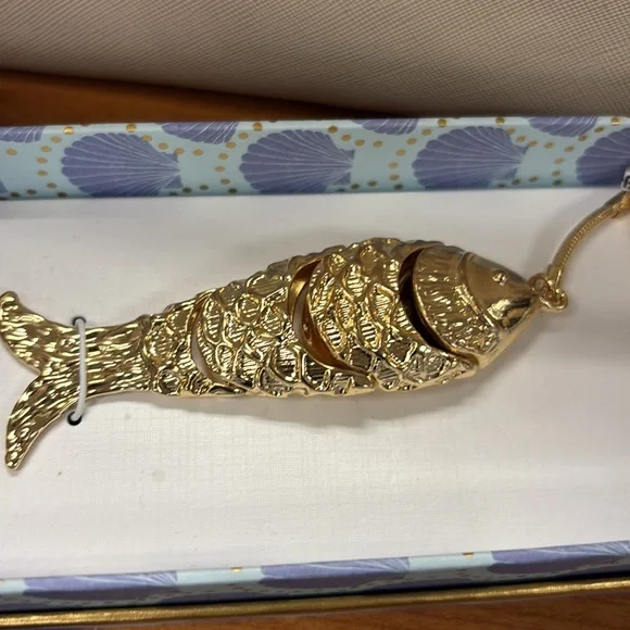 Piper K Fish MOVABLE GOLDEN Bag Charm & Key Chain BNIB - Picture 5 of 5